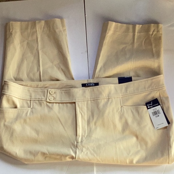 Chaps Cream/Yellow Capris. - Picture 3 of 5